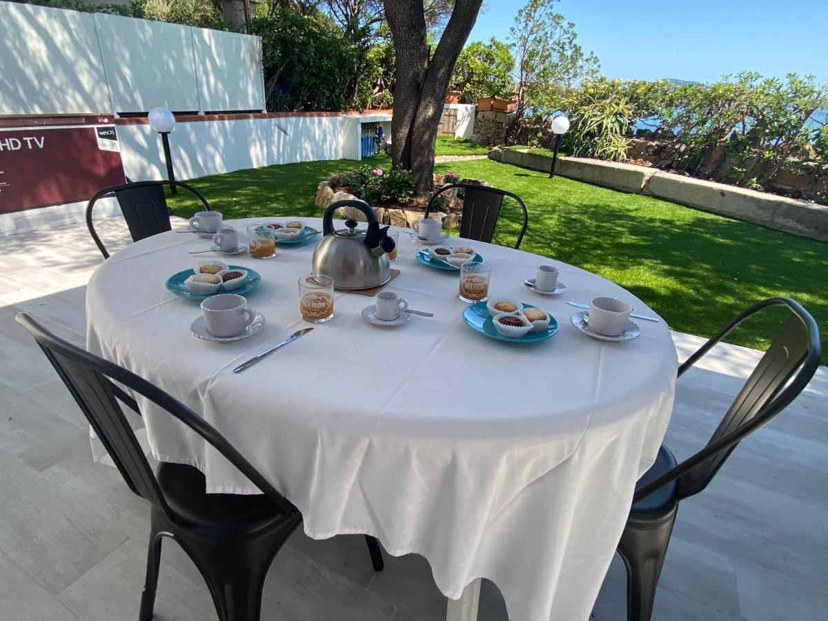 La Casa Sull'Acqua Villa ออลเบีย ภายนอก รูปภาพ