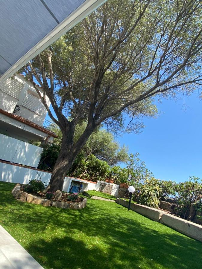 La Casa Sull'Acqua Villa ออลเบีย ภายนอก รูปภาพ